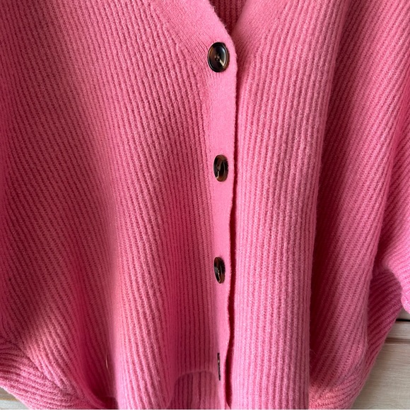 Dex pink Cardigan - Picture 2 of 8